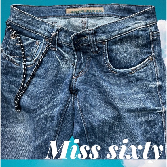 Miss sixty denim wash slim tight jeans with side chain. Size 24. - Picture 3 of 4